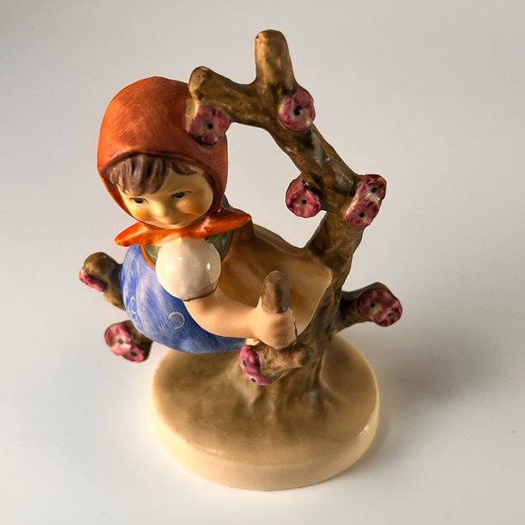 Vintage Goebel Hummel Apple Tree Girl Figurine 141 3/0  W. Germany 1979 TMK 6 - Picture 6 of 14